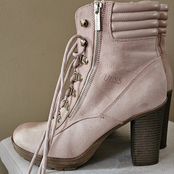 Guess Boots ✨️Almost New✨️ - Picture 9 of 13